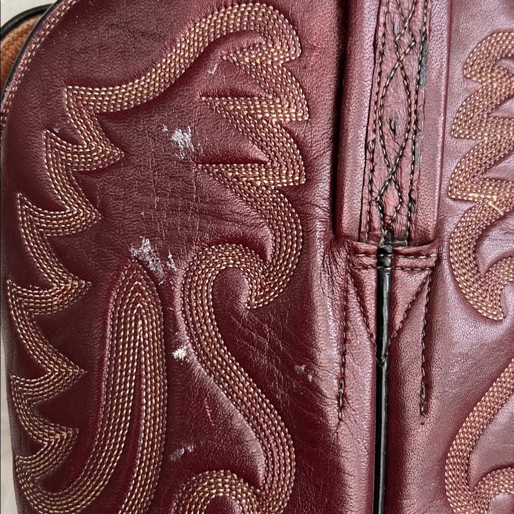 Women’s Lucchese Ostrich Cowboy Boots in Rich Burgundy Sz 7.5 - Picture 8 of 13